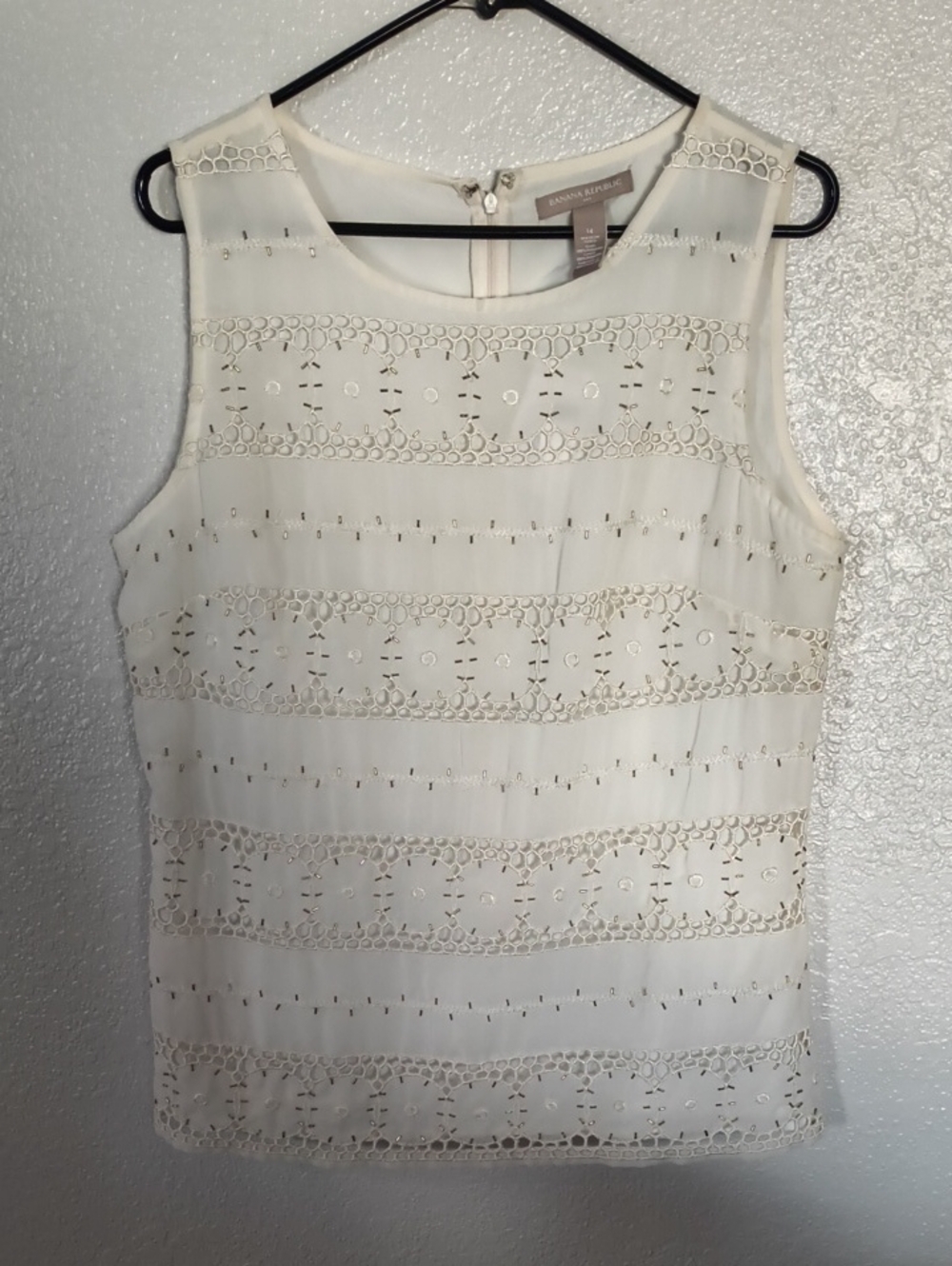 Banana Republic Cream Lace Overlay Sleeveless Tank Top